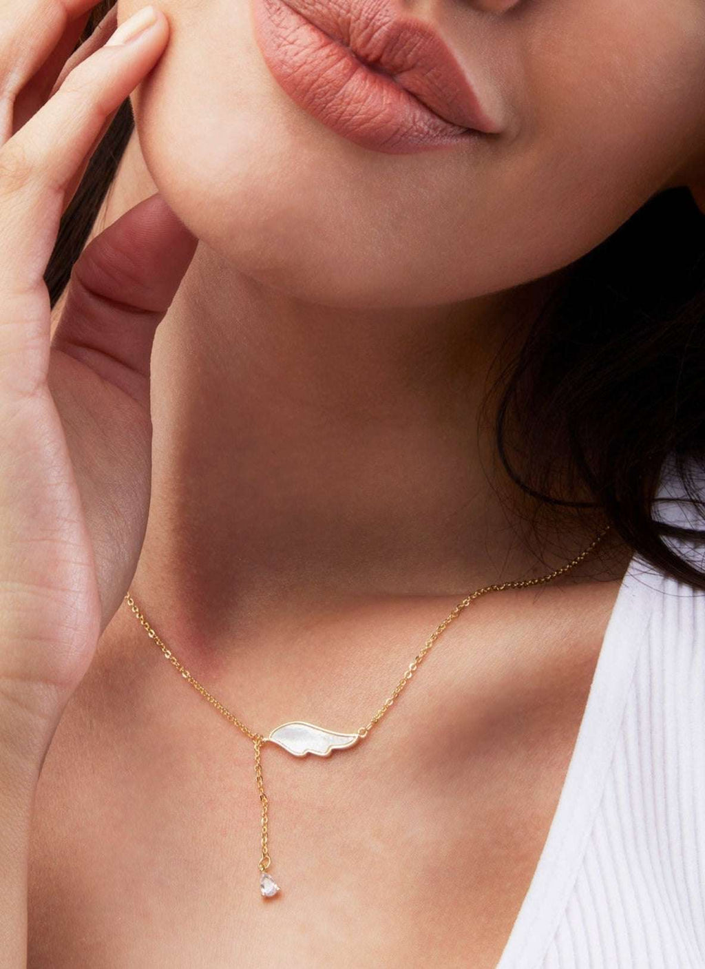 Zuri - Wing Shell Tear Drop Pendant Necklace