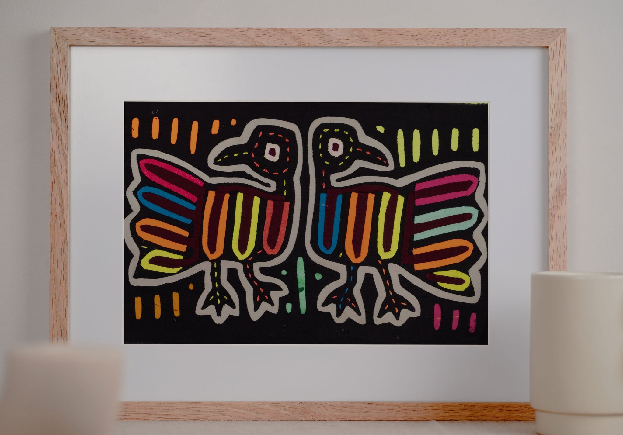 Beady Eye Lost Rainbow Black Bird Mola