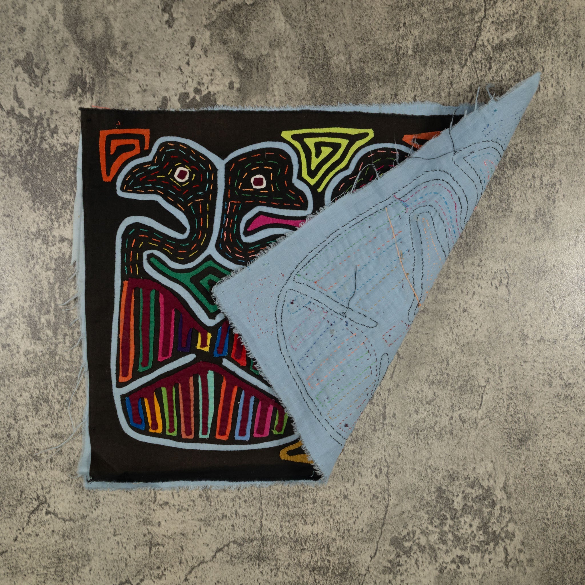 Traditional Multi-Color Optical Illusion Mola