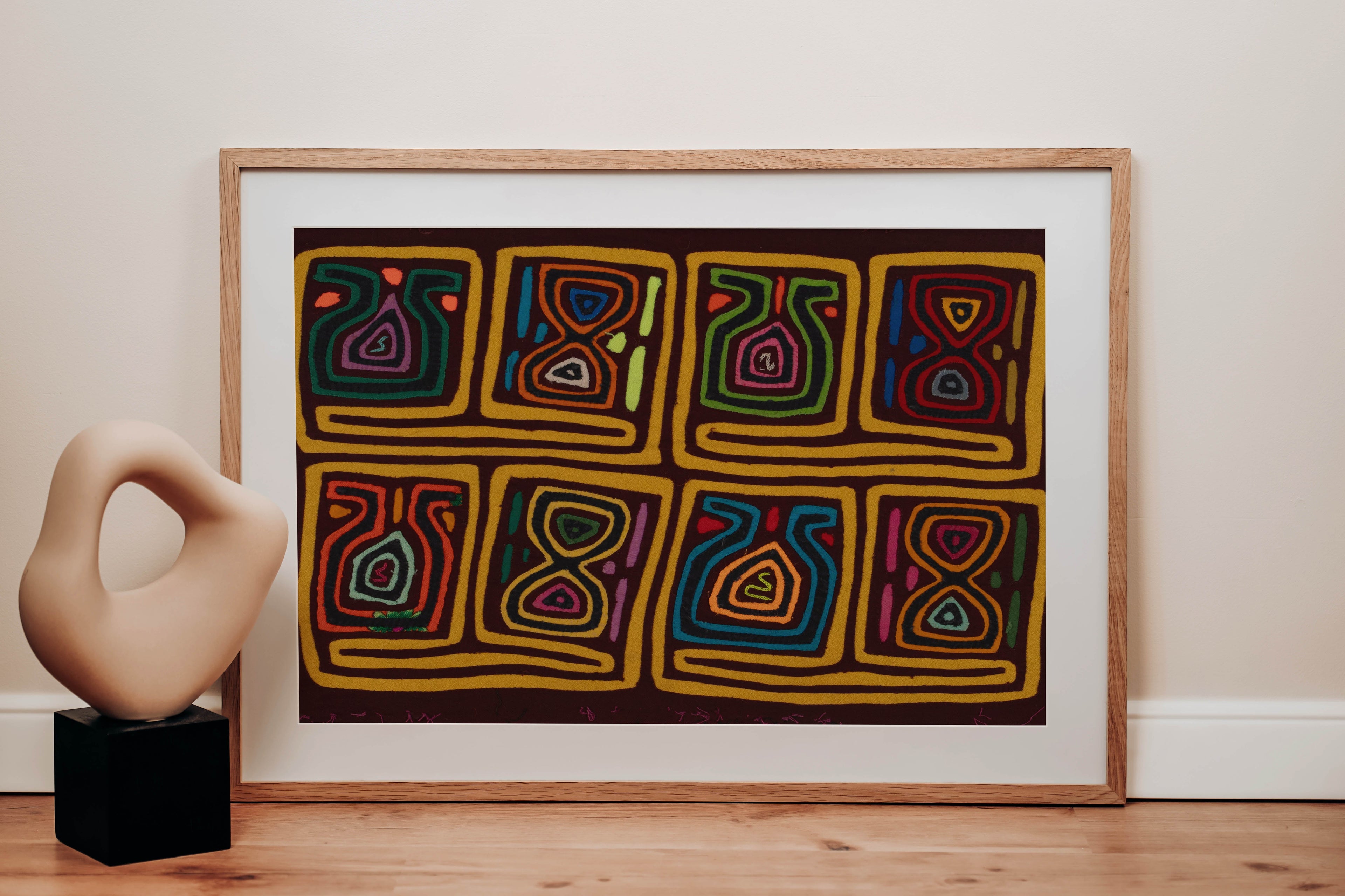 Traditional Burgundy And Gold Hour Glass Mola