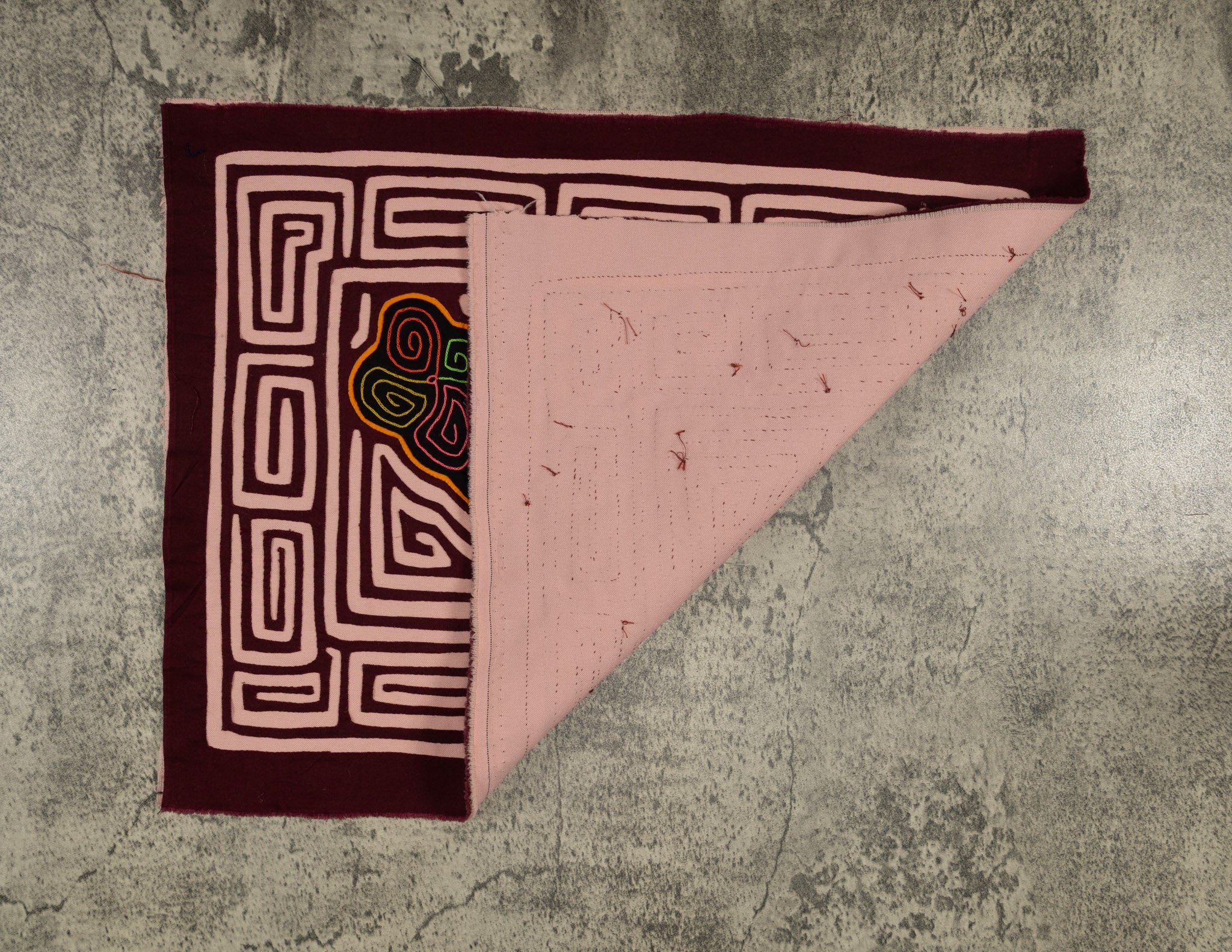 Traditional Greek Key Bird Mola