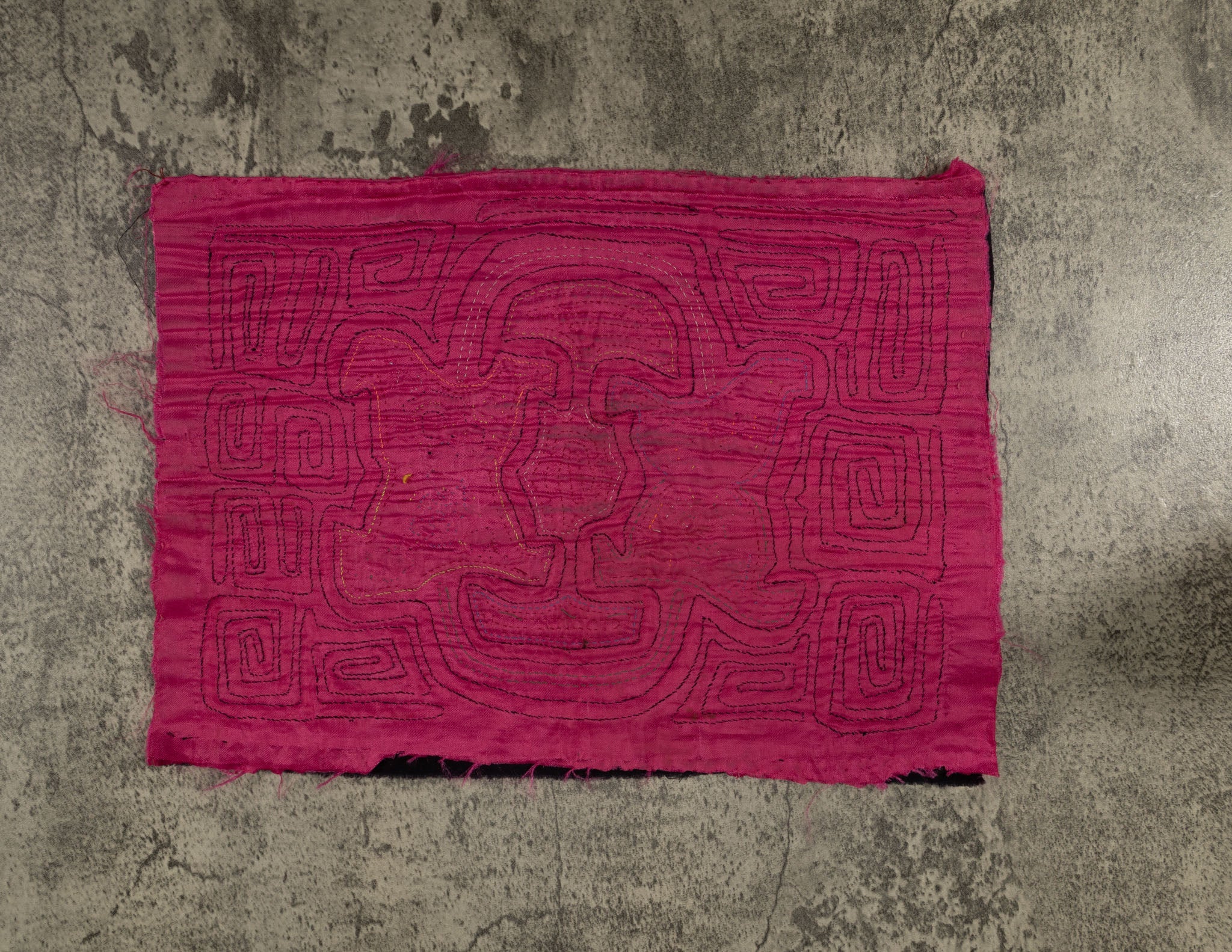 Traditional Hot Pink Floral Flower Mola