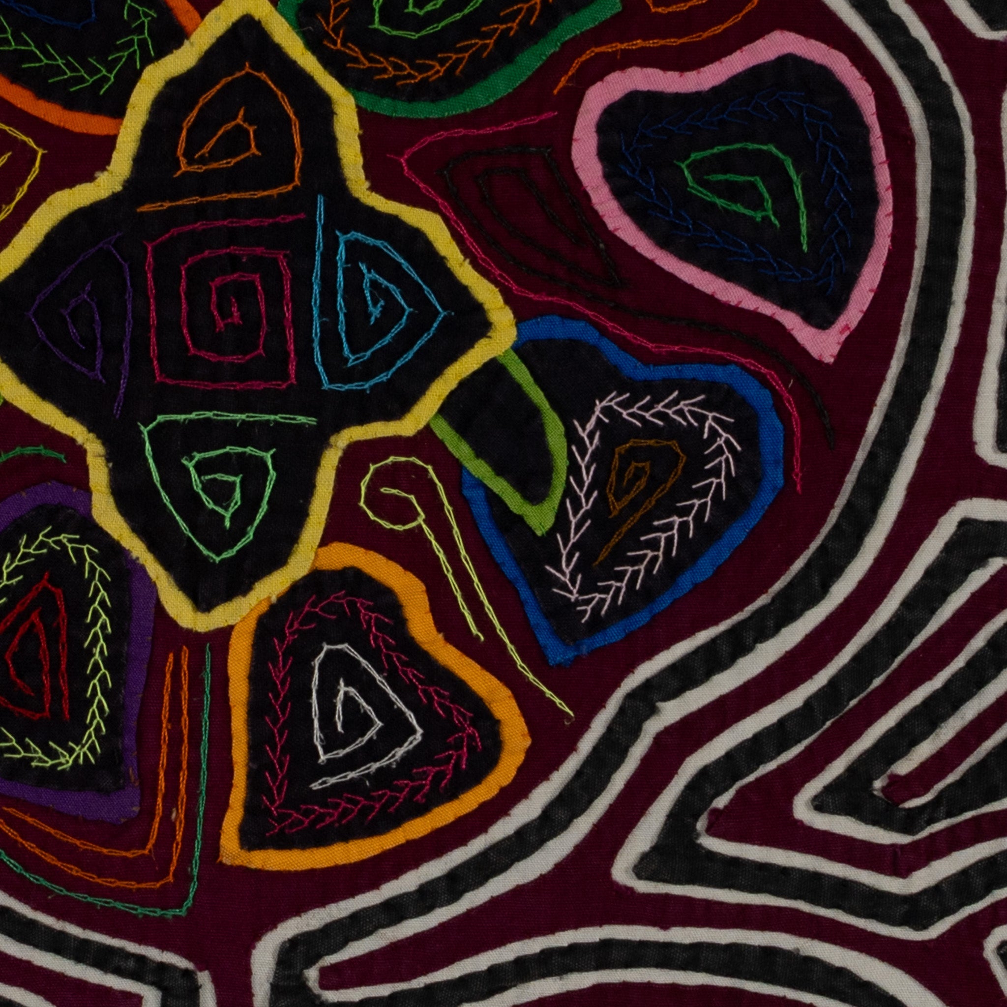 Classic Maroon Black And White Design Mola
