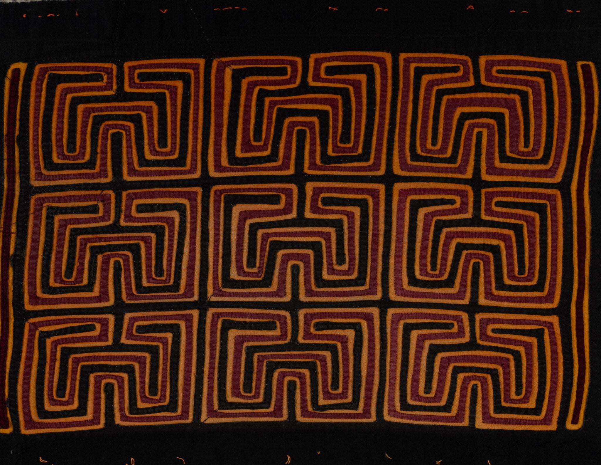 Black And Orange Classic Design Mola