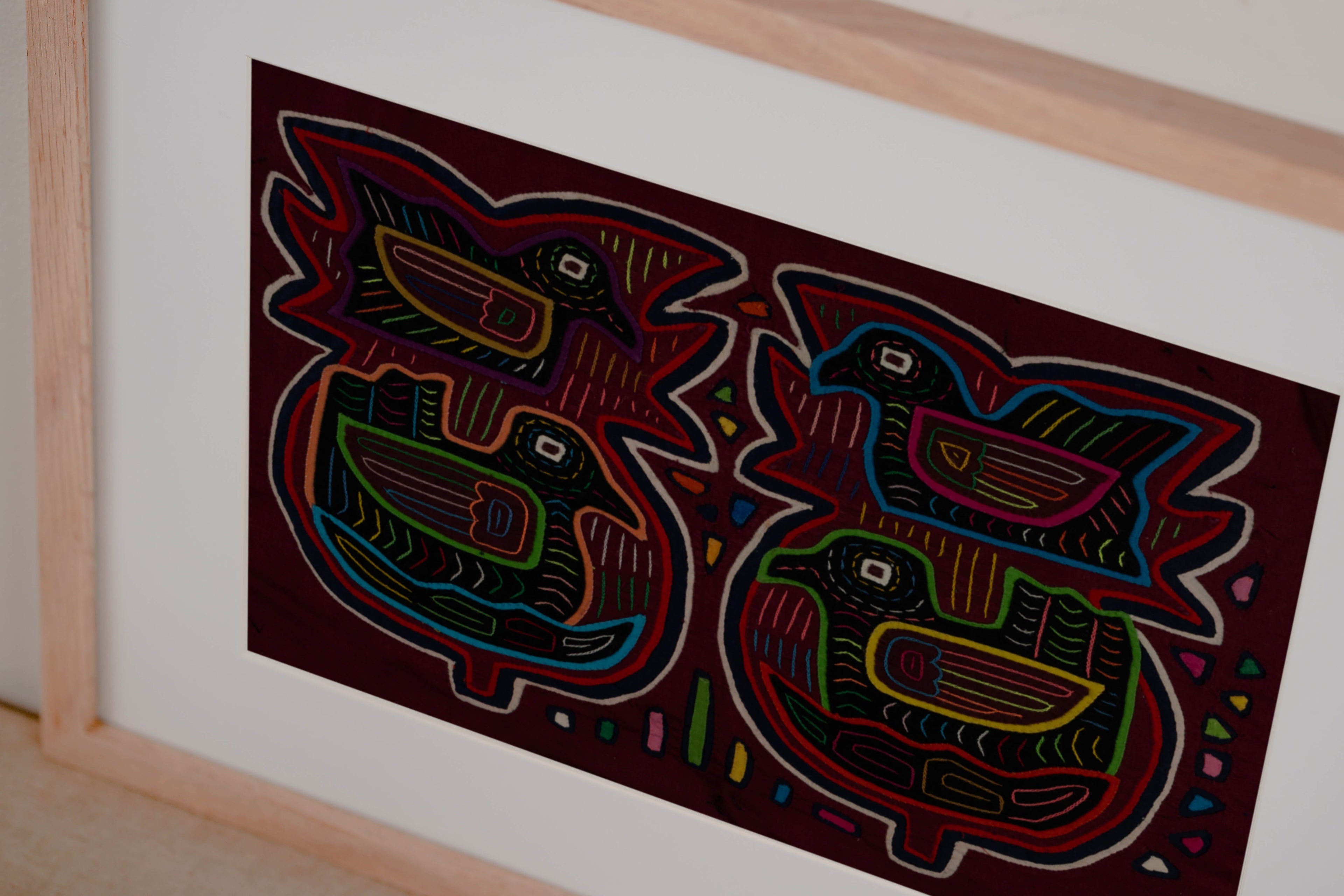 Burgundy And White Covey Of Birds Mola