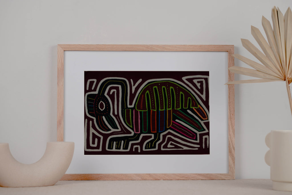 Maroon And Black Wild Jungle Turkey Bird Mola