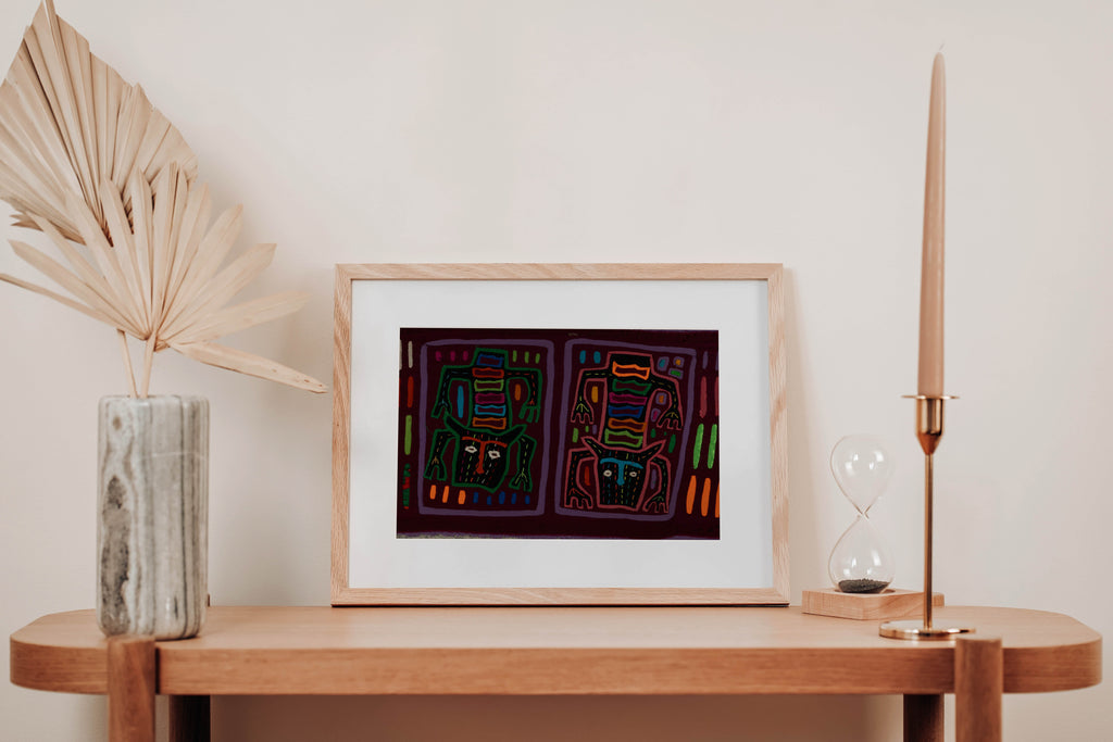 Classic Maroon And Purple Kitty Cat Jaguar Mola