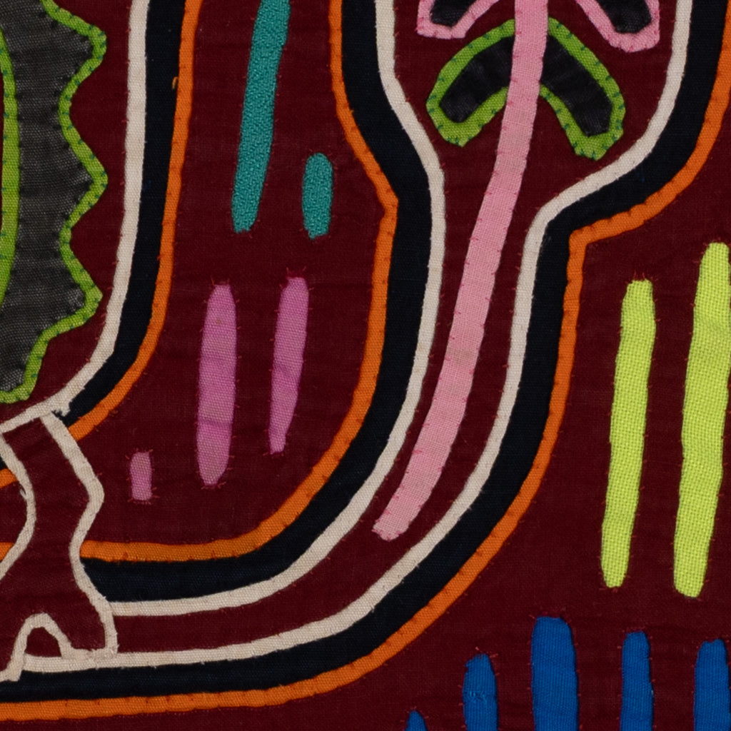 Traditional Burgundy And White Optical Illusion Crab Mola