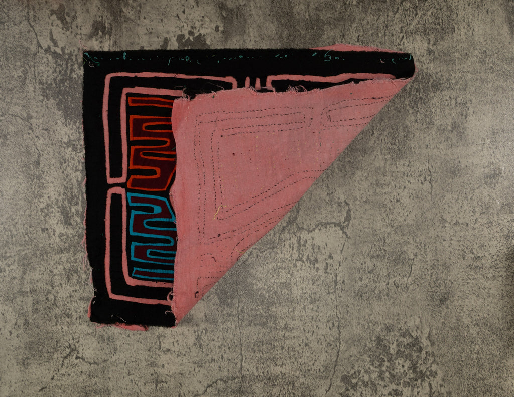 Black And Pink Damaged Classic Design Mola