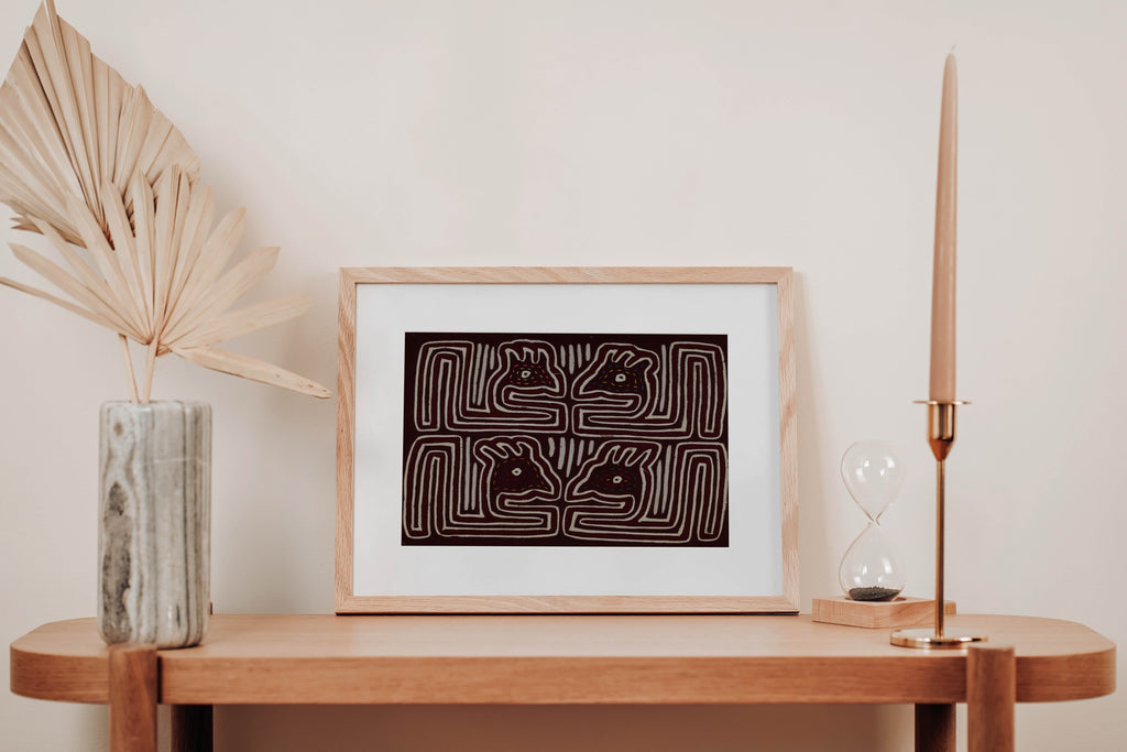 Burgundy And White Bird Head Mola