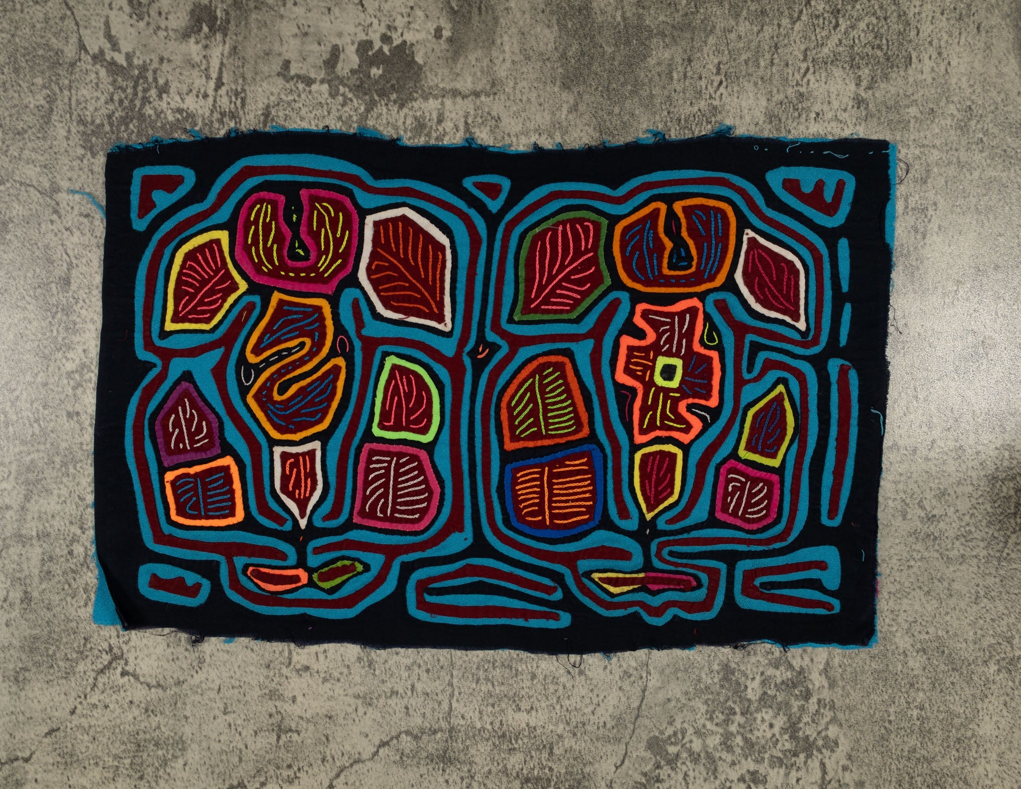 Traditional Multi-Color Garden Of Eden Mola