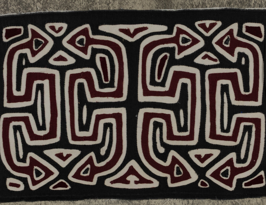 Black White And Red Optical Illusion Mola