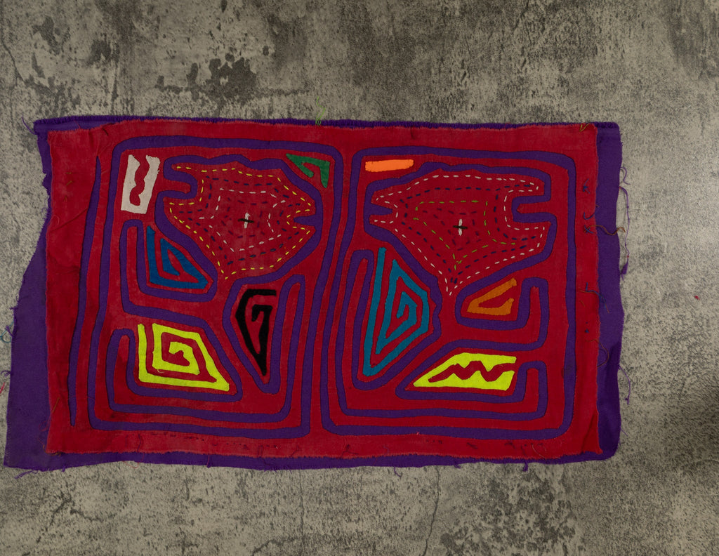Vintage Red Speaking Out Of Both sides Of Mouth Mola