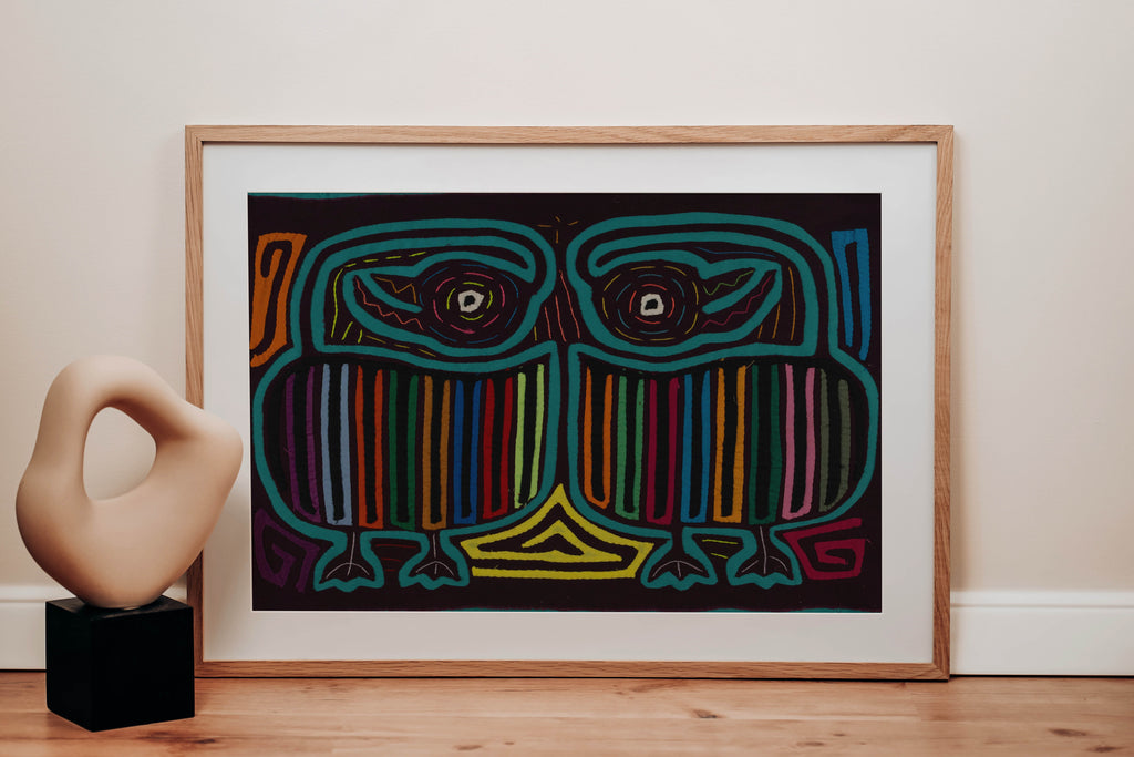 Maroon And Turquoise Rubber Neck Geese Mola