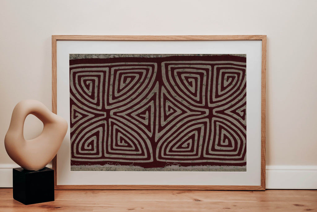 Vintage Burgundy And White Classic Design Mola