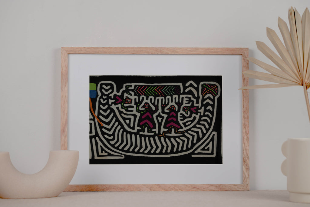 Classic Black And White Boat People Mola