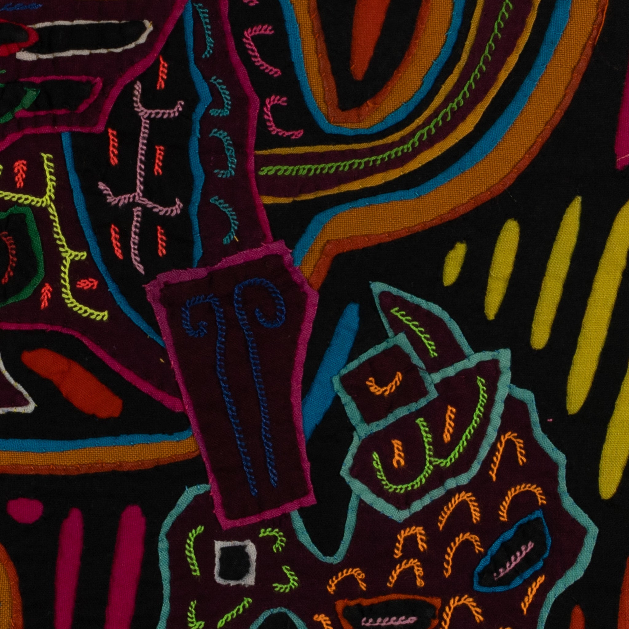 Multi-Color Mother Duck With Chick Mola