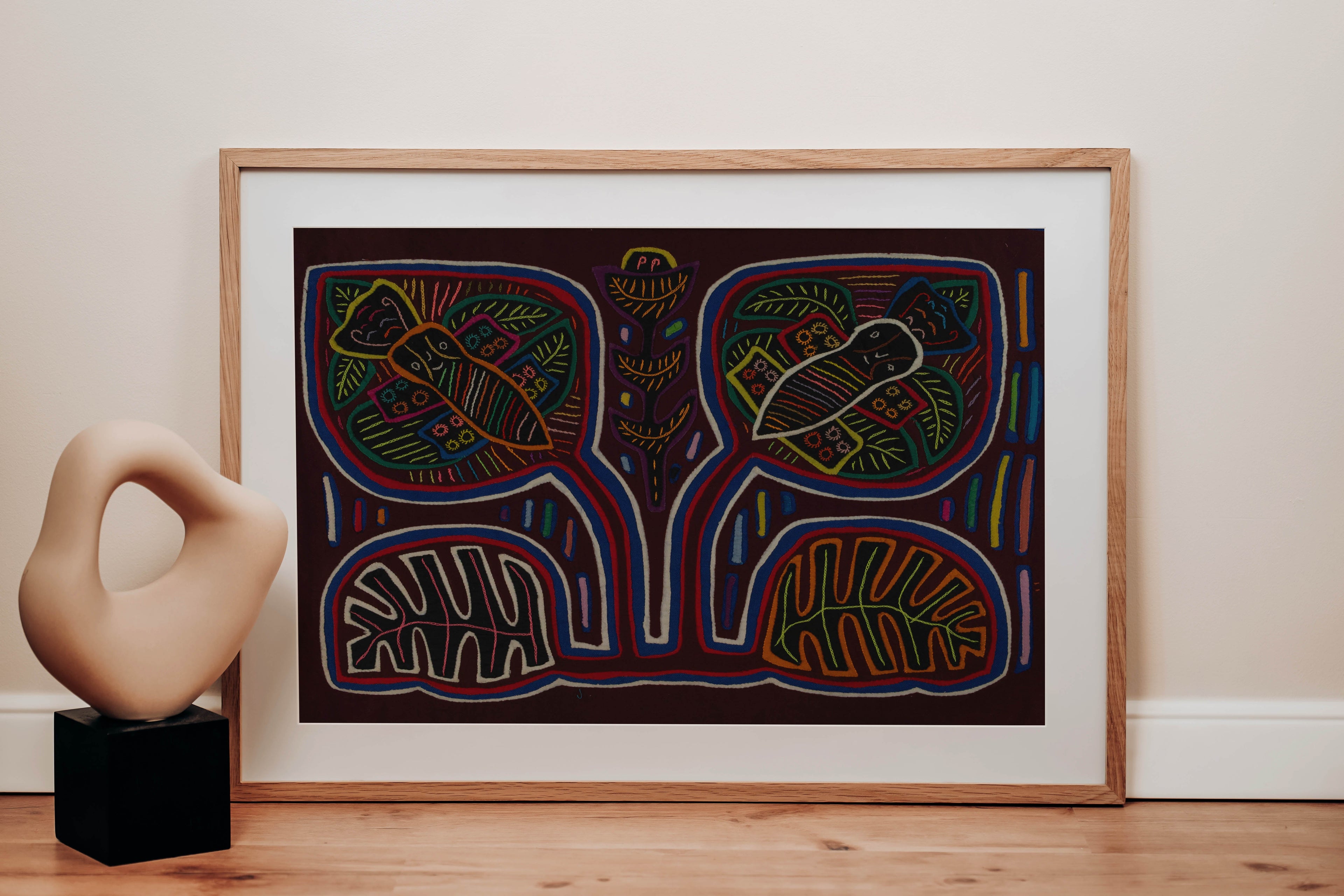 Multi-Color Bumblebee And Floral Flower Mola