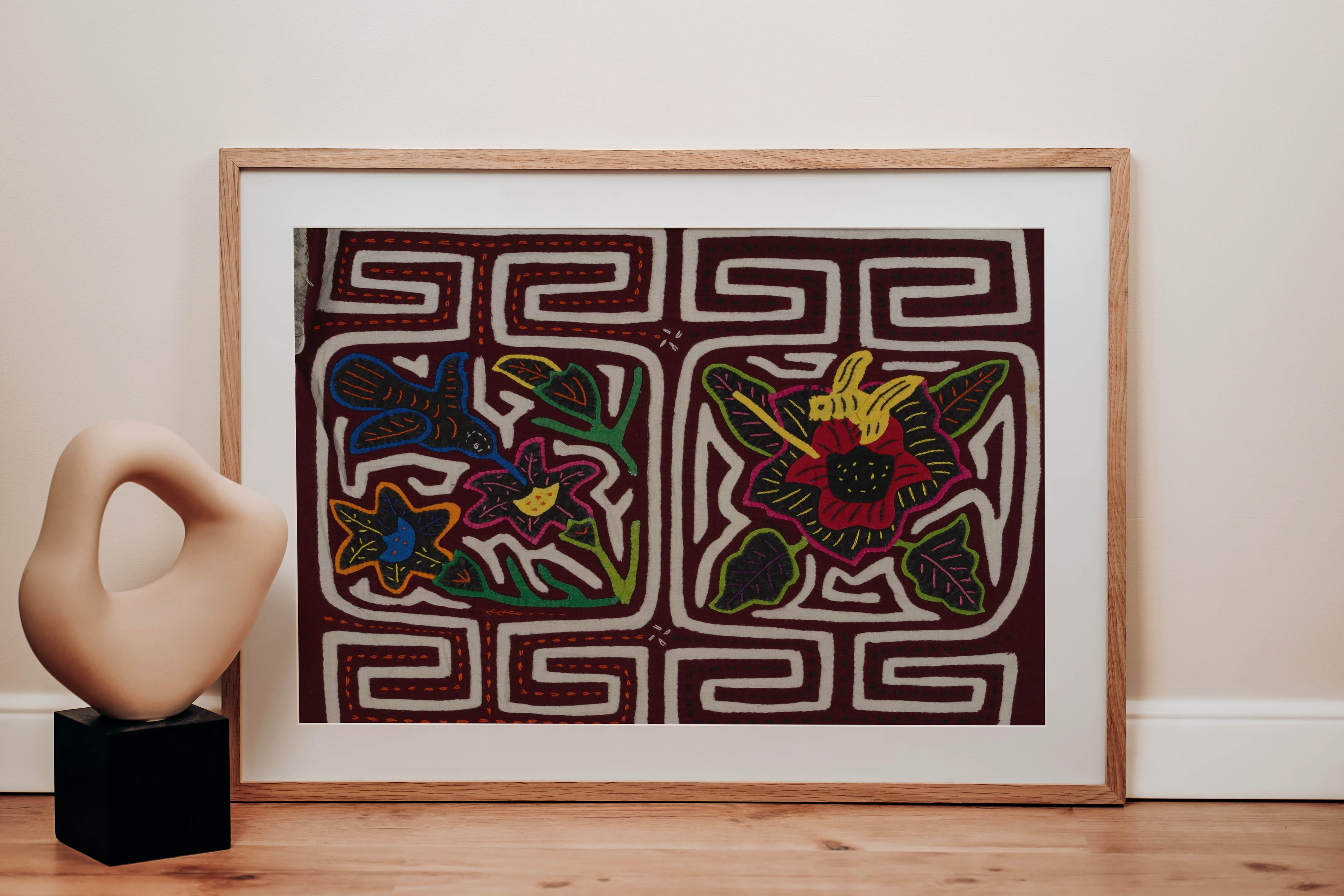 Traditional Hummingbird Bee And Flower Mola
