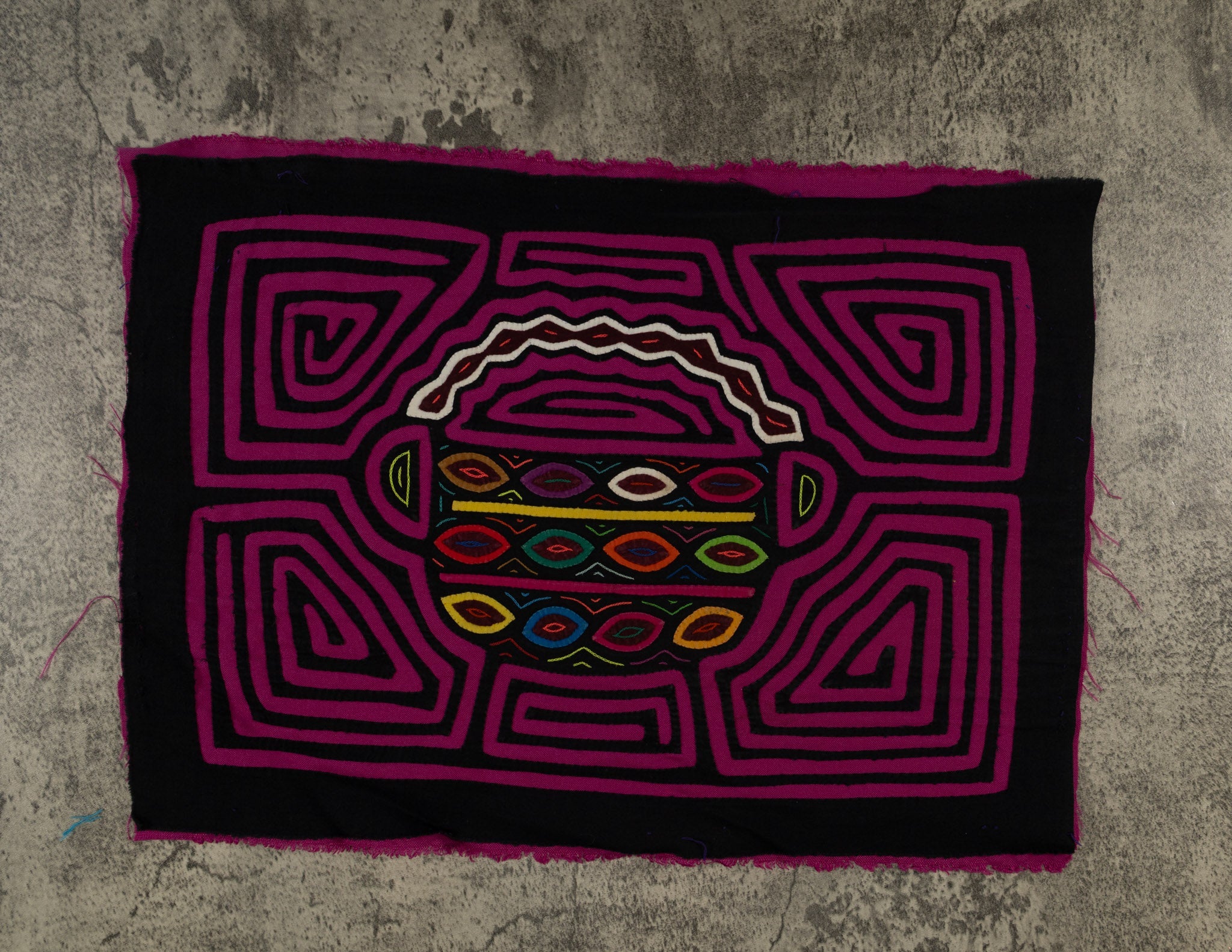 Black And Purple Flower Basket Mola