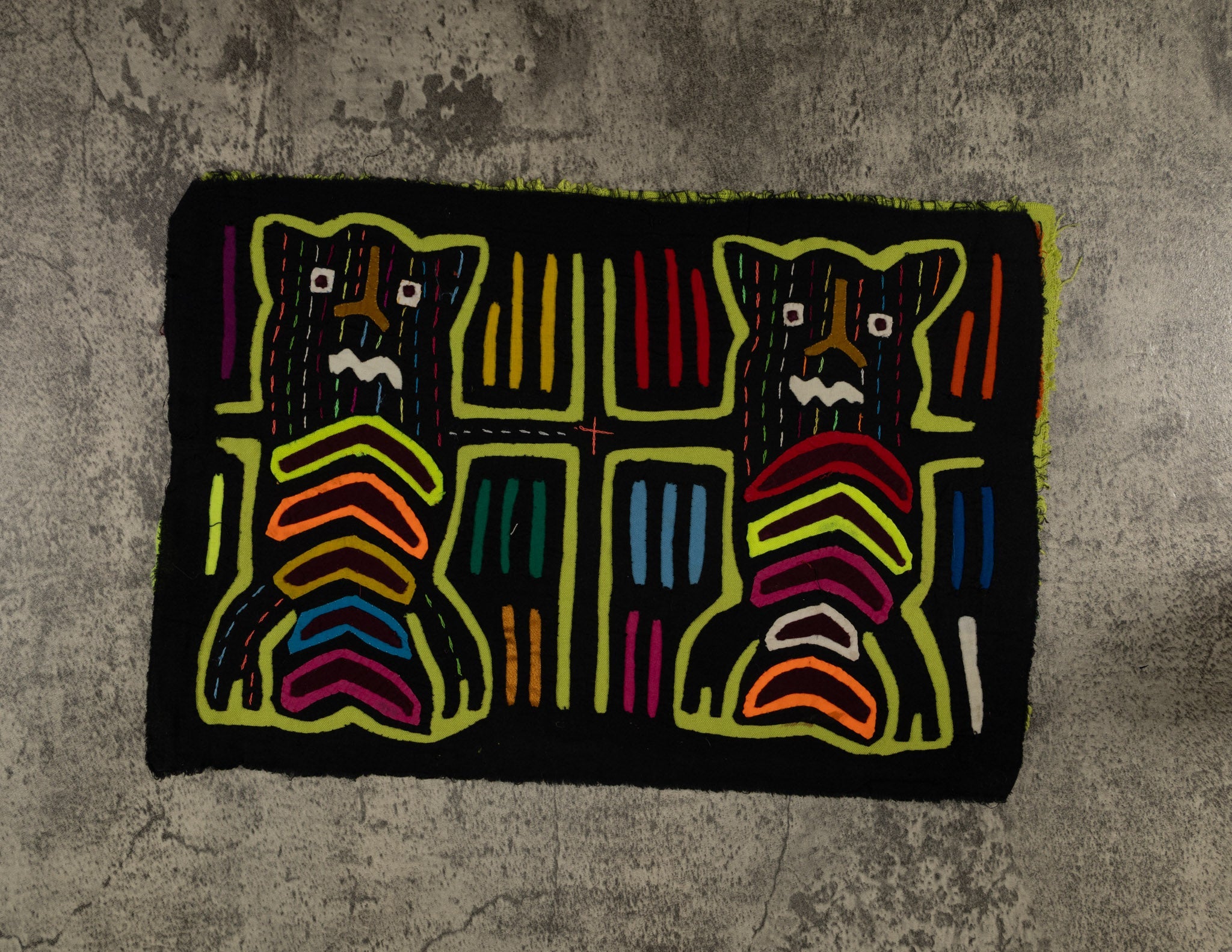 Traditional Black And Chartruce Weird Buddy Mola