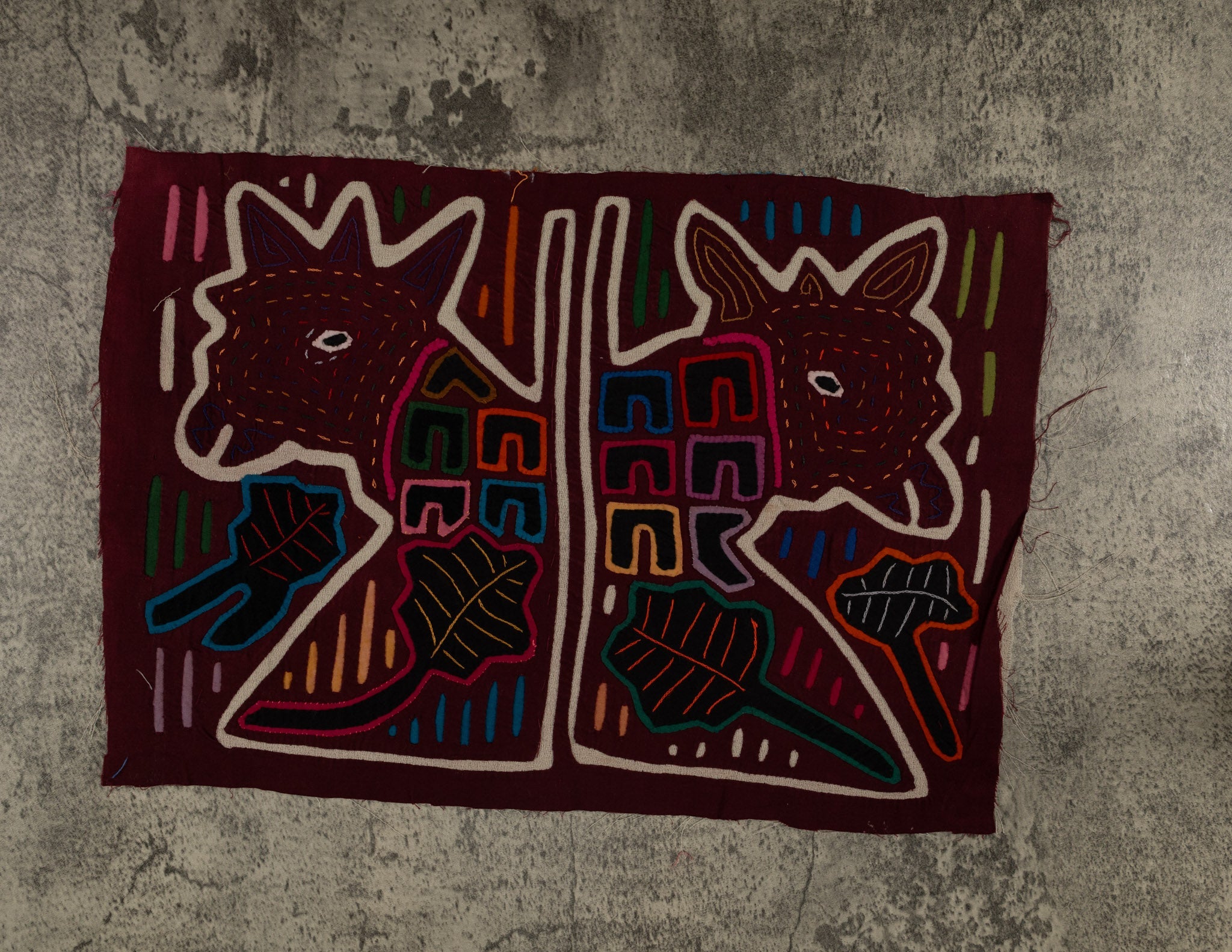 Classic Burgundy And White Puppy Dog Mola