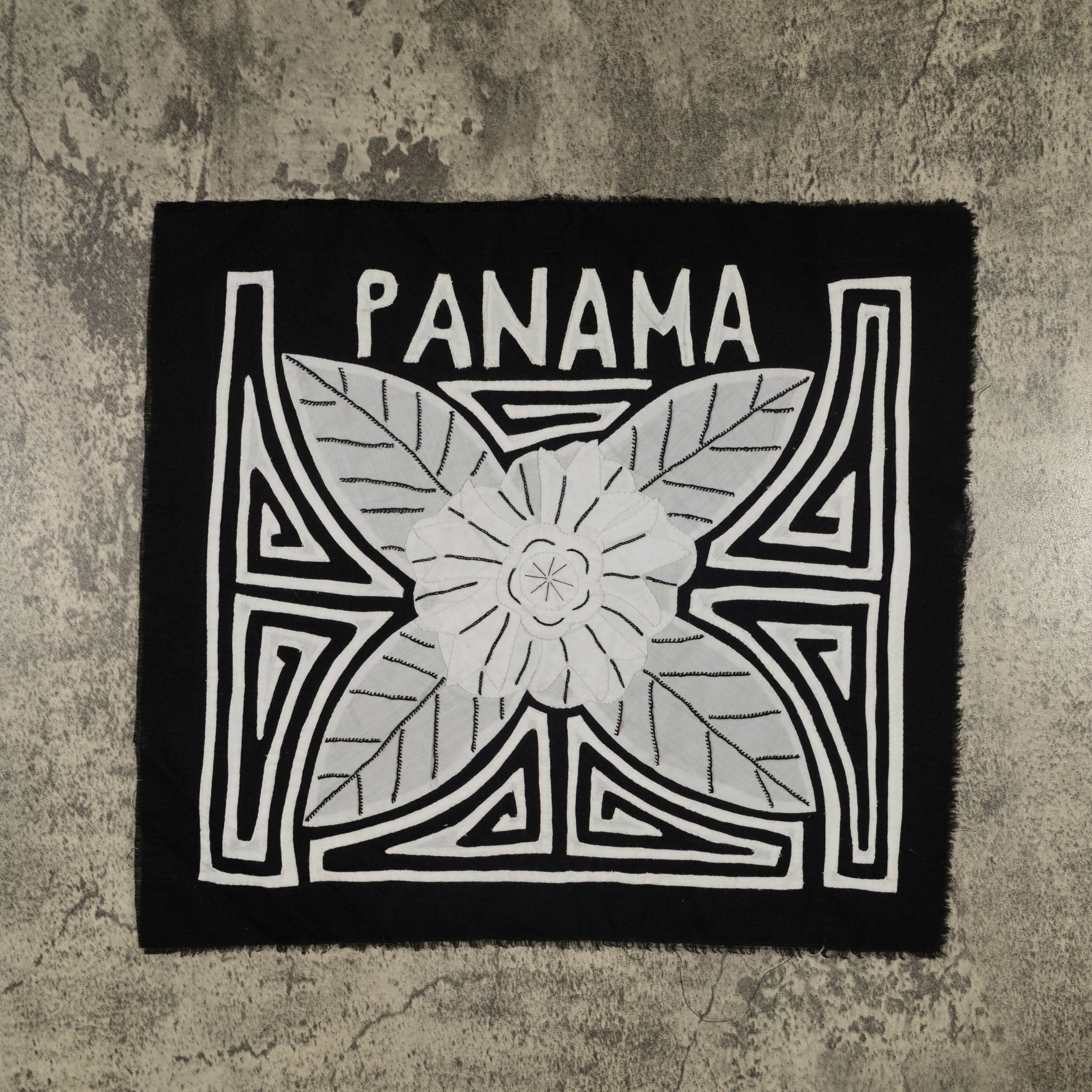 Traditional Black And White Floral flower Panama Mola