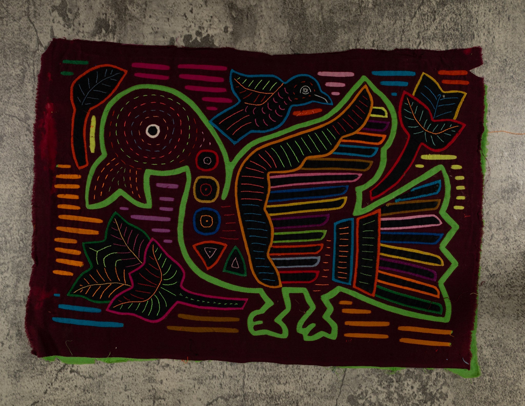 Classic Burgundy And Green Duck Mola