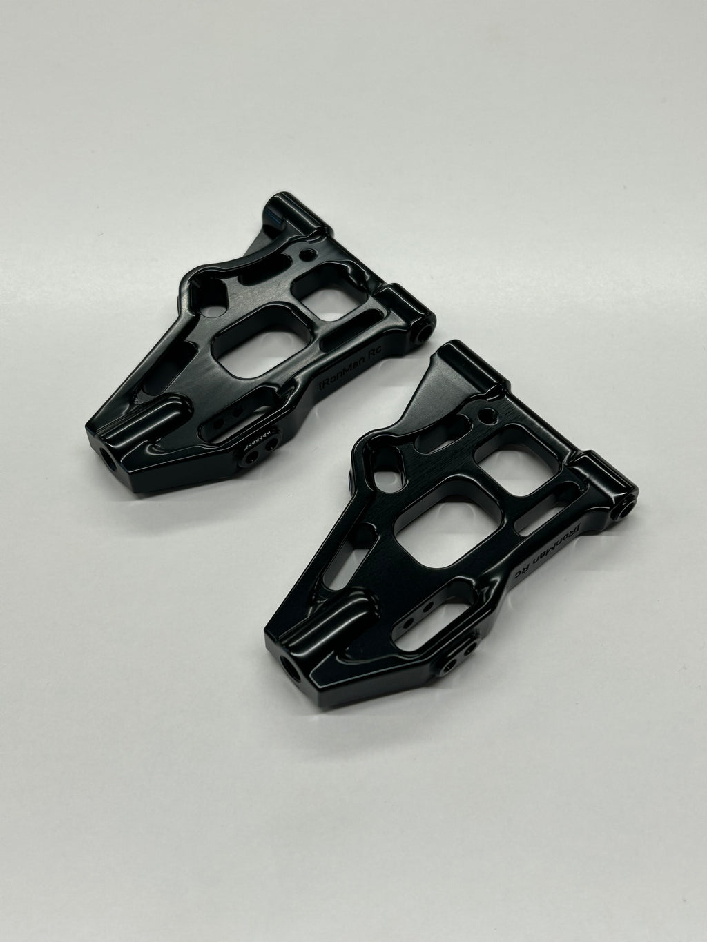 IRonManRc Hobao Vte2 Front Aluminum Lower A-Arms * CANDY BLACK *
