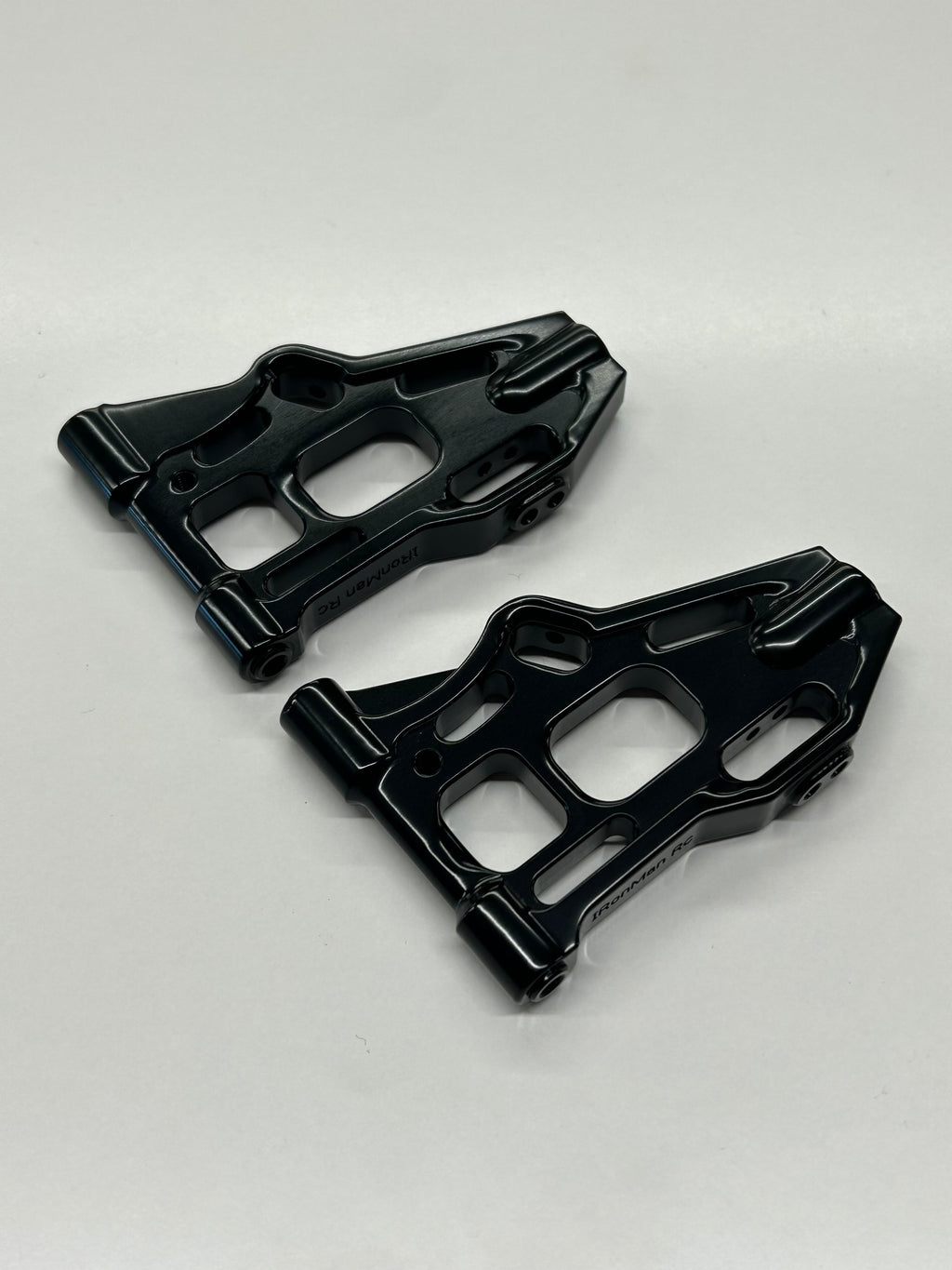IRonManRc Hobao Vte2 Front Aluminum Lower A-Arms * CANDY BLACK *