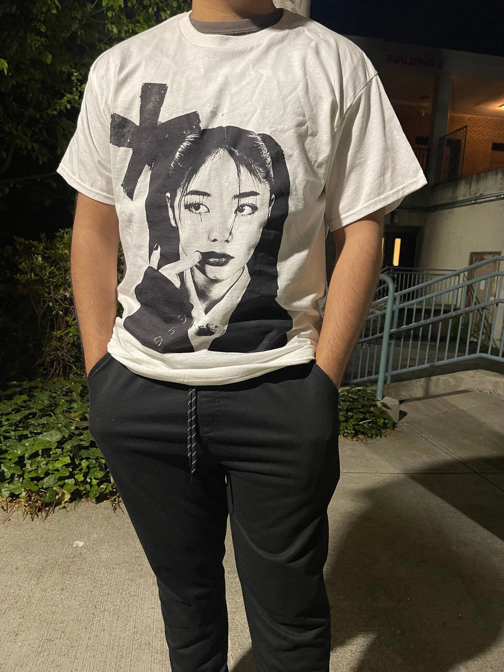 Camiseta de streetwear Opium Attitude de manga corta de algodón, estampada con DTG, 180 GSM