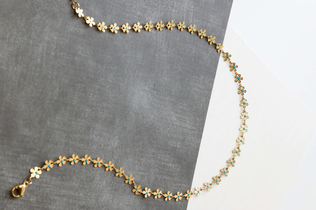 Blue Dotted Flower Necklace