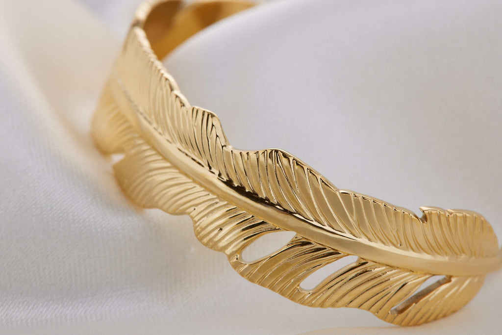 Elara - Leaf Bangle Bracelet