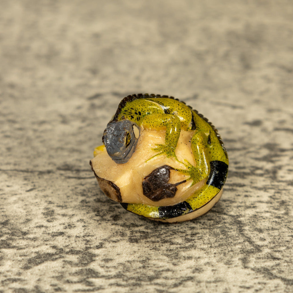 Green Iguana Lizard Tagua Nut Carving