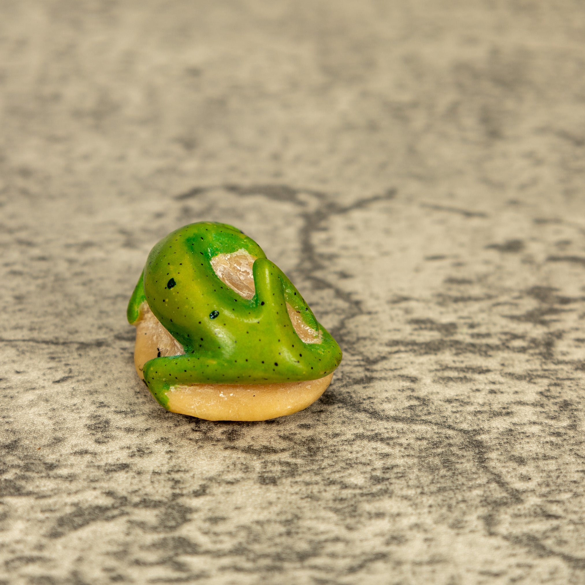 Green Gecko Lizard Tagua Nut Carving