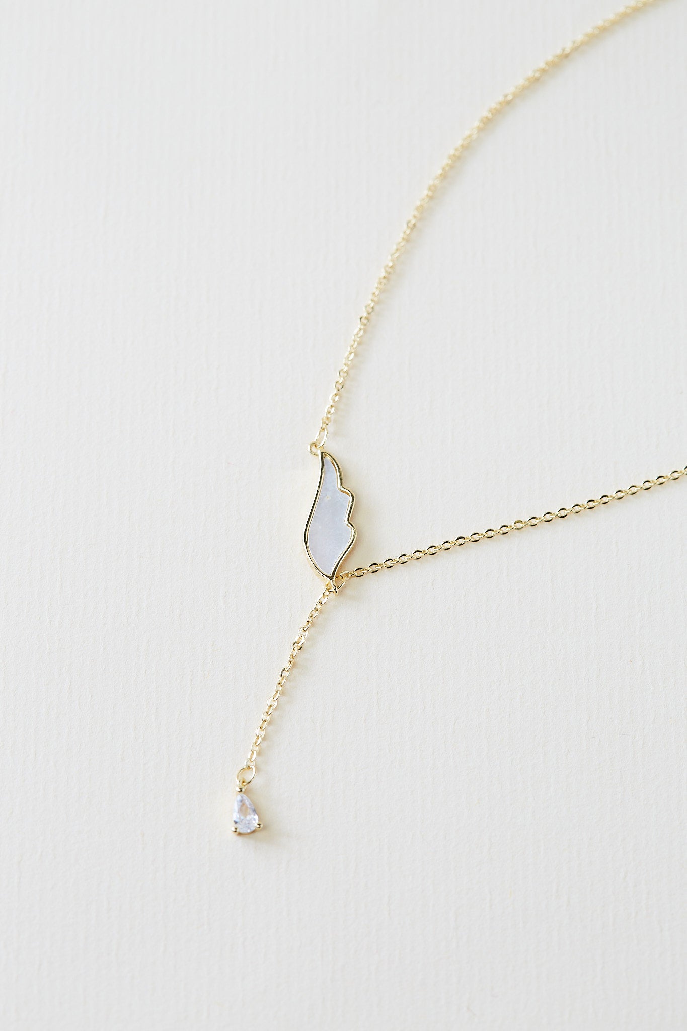 Zuri - Wing Shell Tear Drop Pendant Necklace