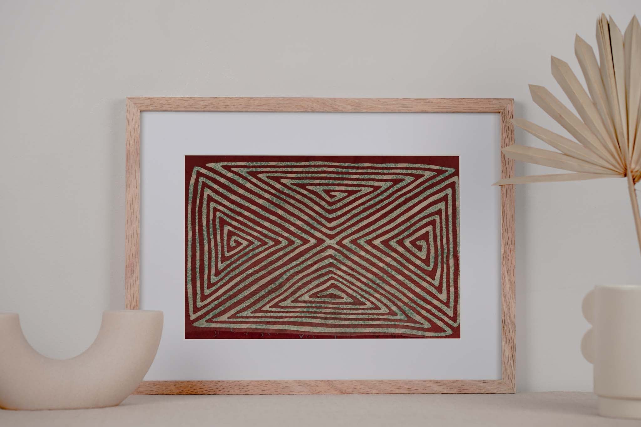 Vintage Maroon Classic Design Mola