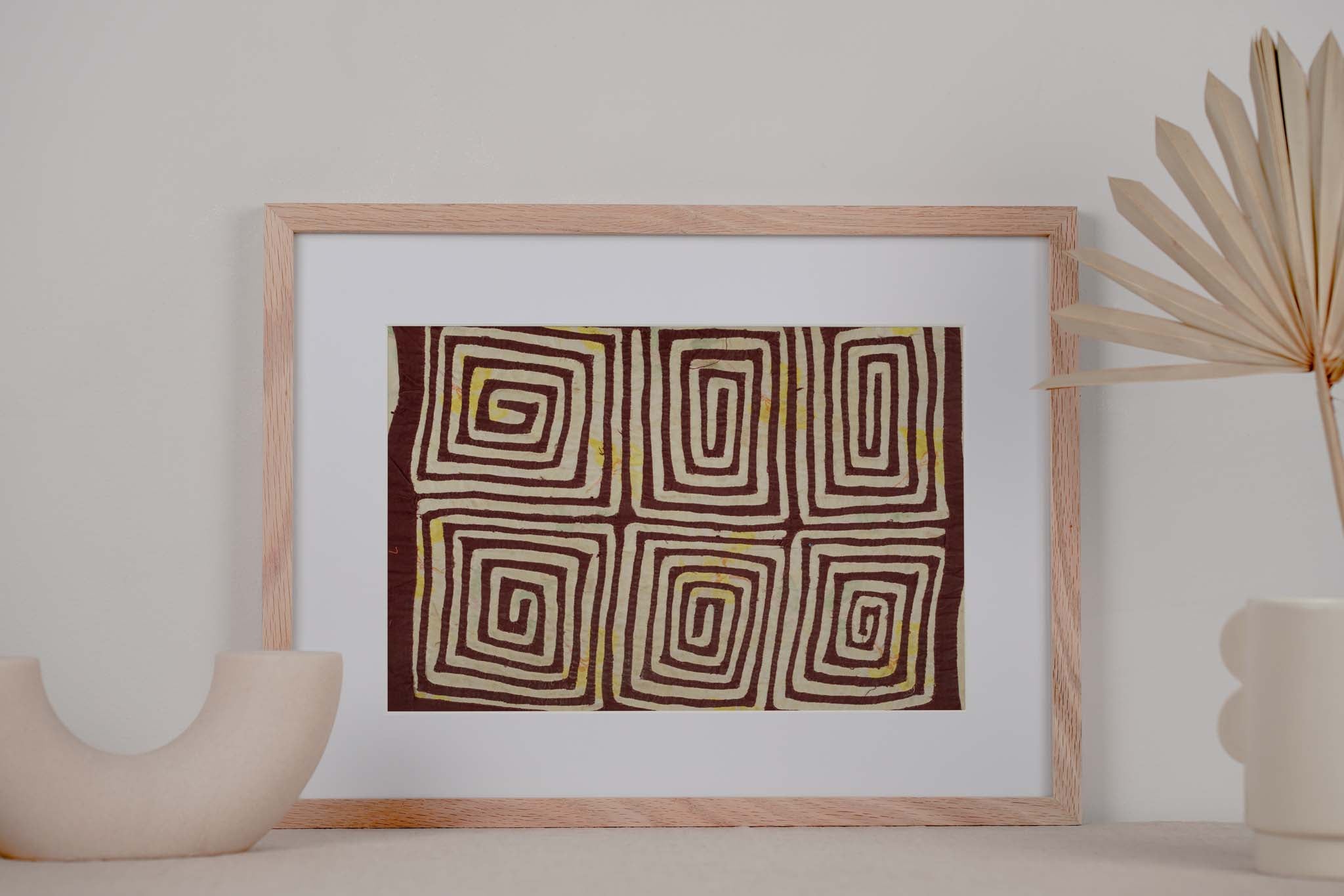 Vintage Maroon And White Mola