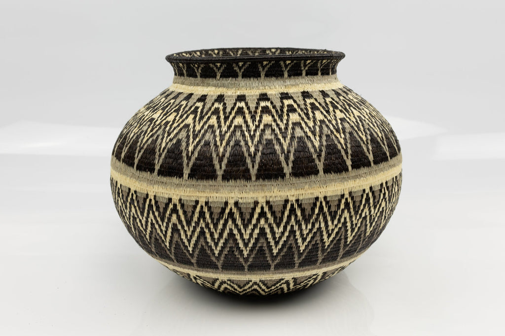 Wounaan Indian Hand Woven Black and White and Gray Panama Basket