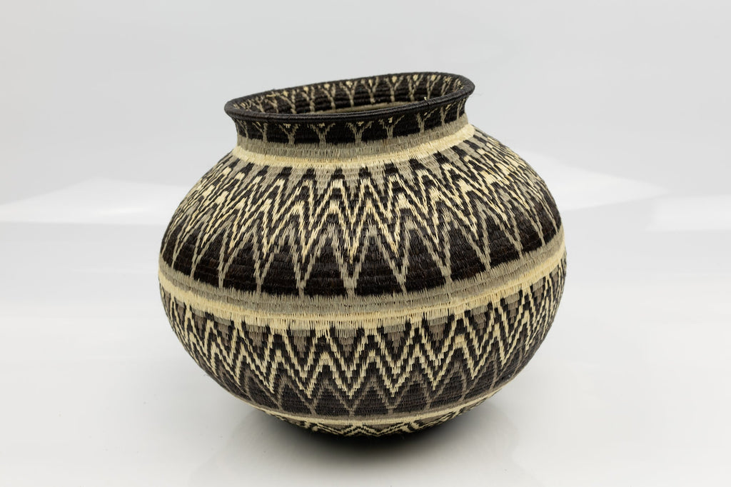 Wounaan Indian Hand Woven Black and White and Gray Panama Basket
