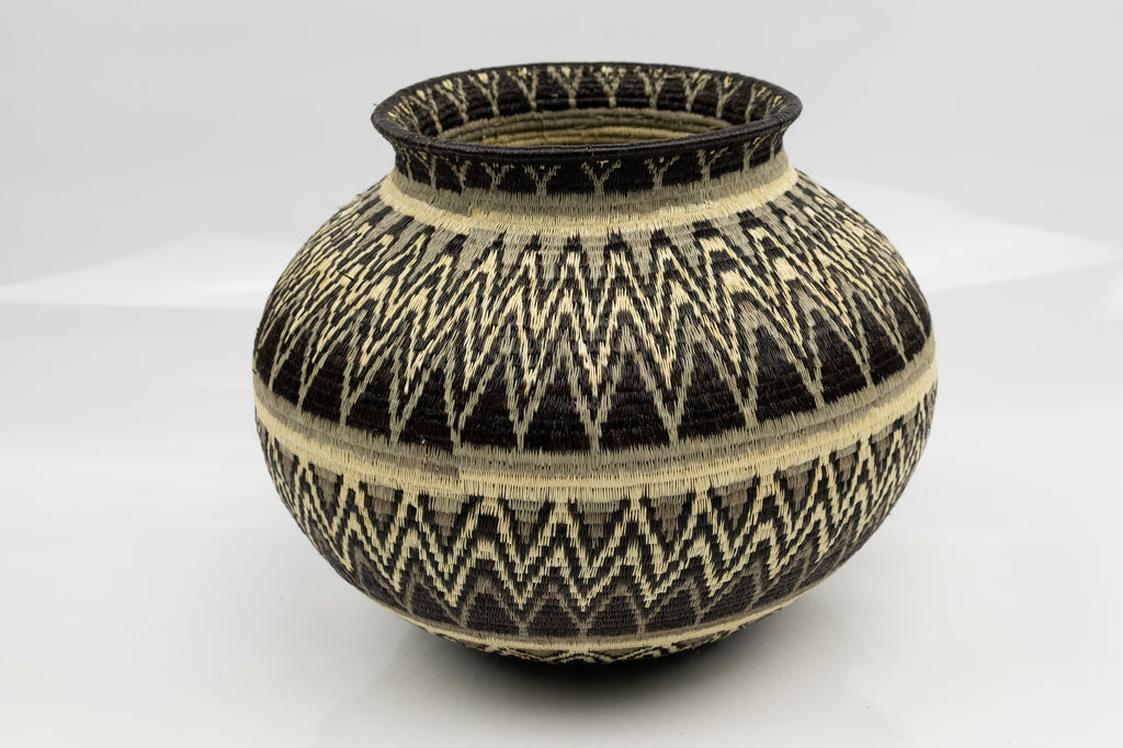 Wounaan Indian Hand Woven Black and White and Gray Panama Basket