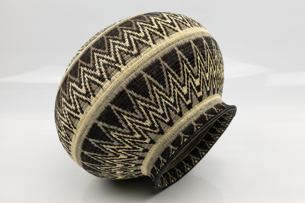 Wounaan Indian Hand Woven Black and White and Gray Panama Basket