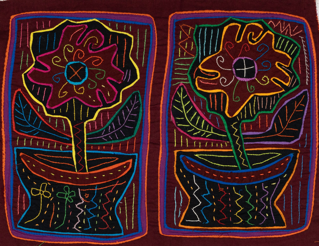 Potted Patunia Flower Mola
