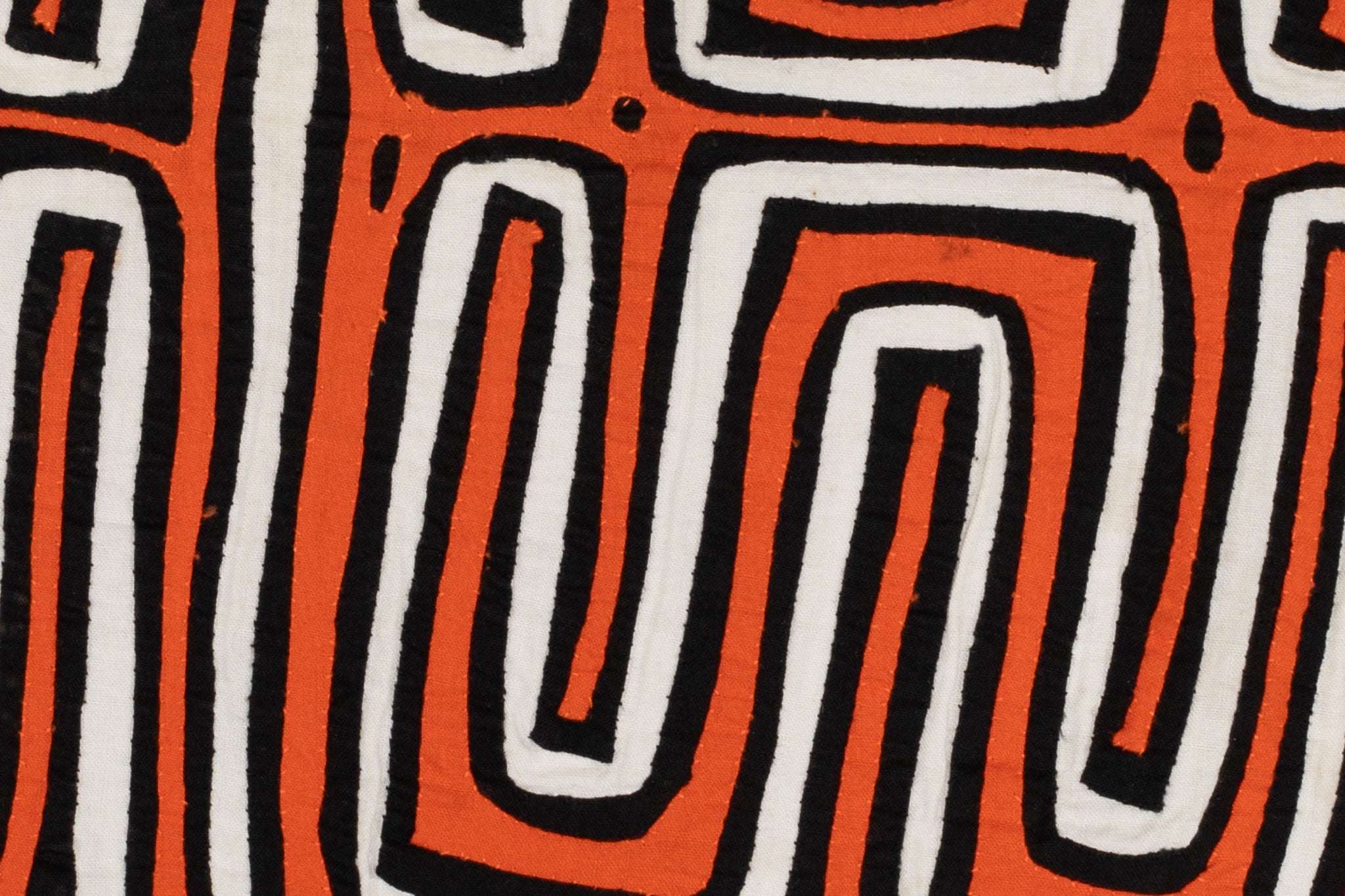 Orange And White Classic Maze Mola