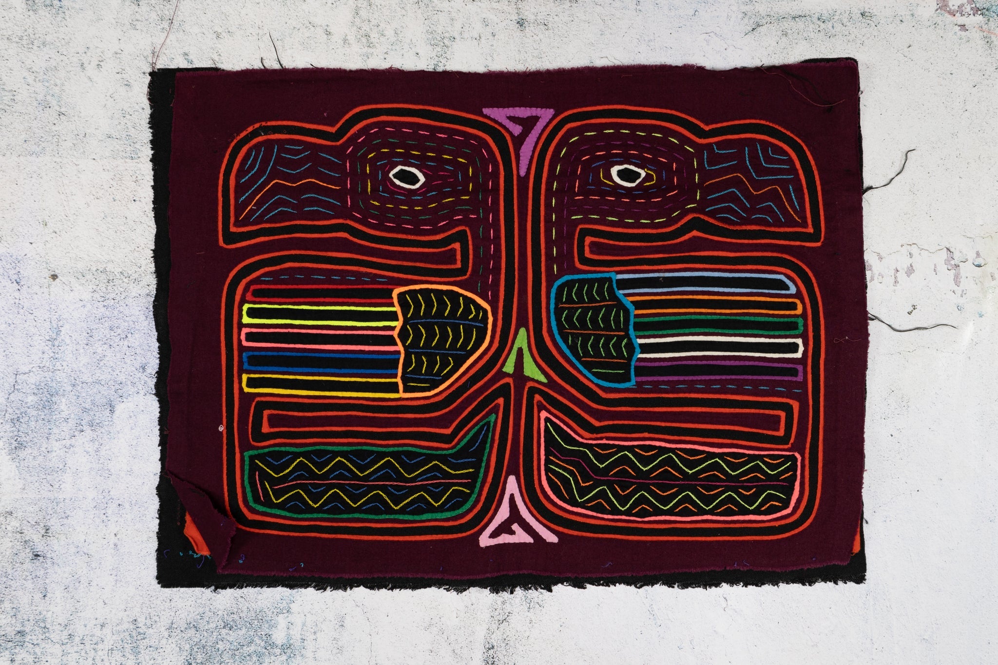 Burgundy Red Two Toucan Optical Illusion Mola