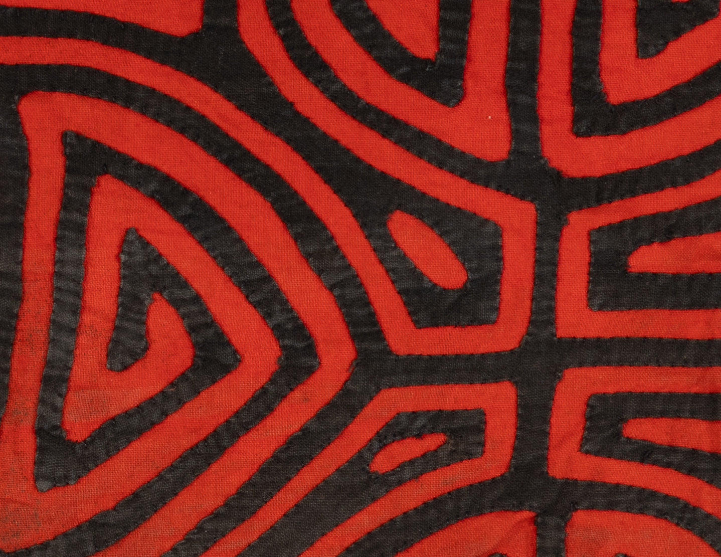 Black And Red Classic Design Mola