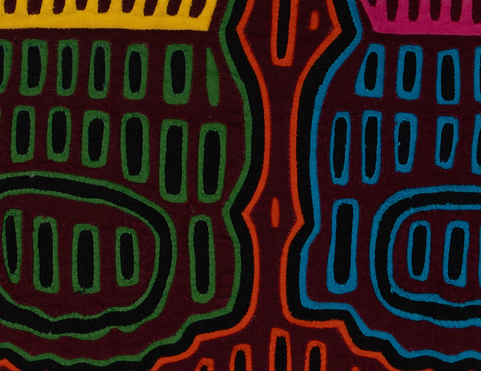 Rainbow Colors Classic Kuna Design Mola