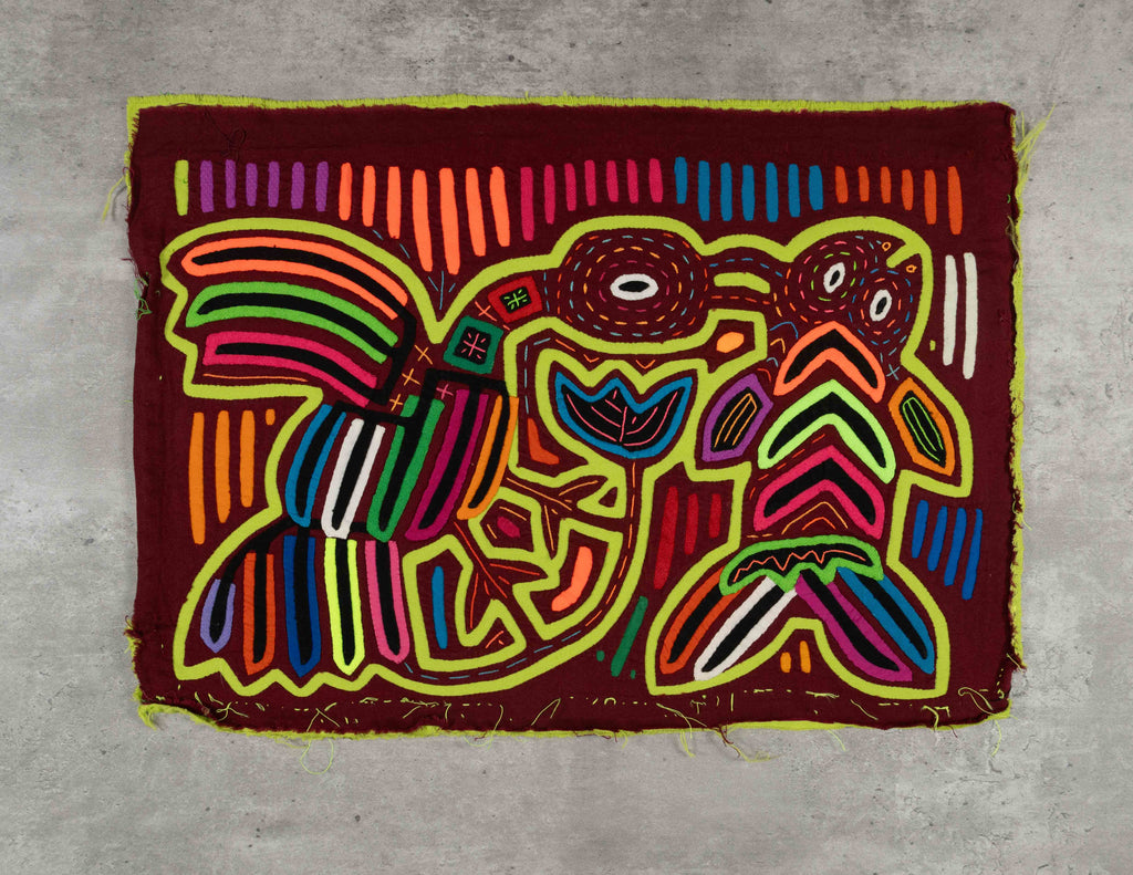 Maroon And Chartreuse Kingfisher With Fish Mola