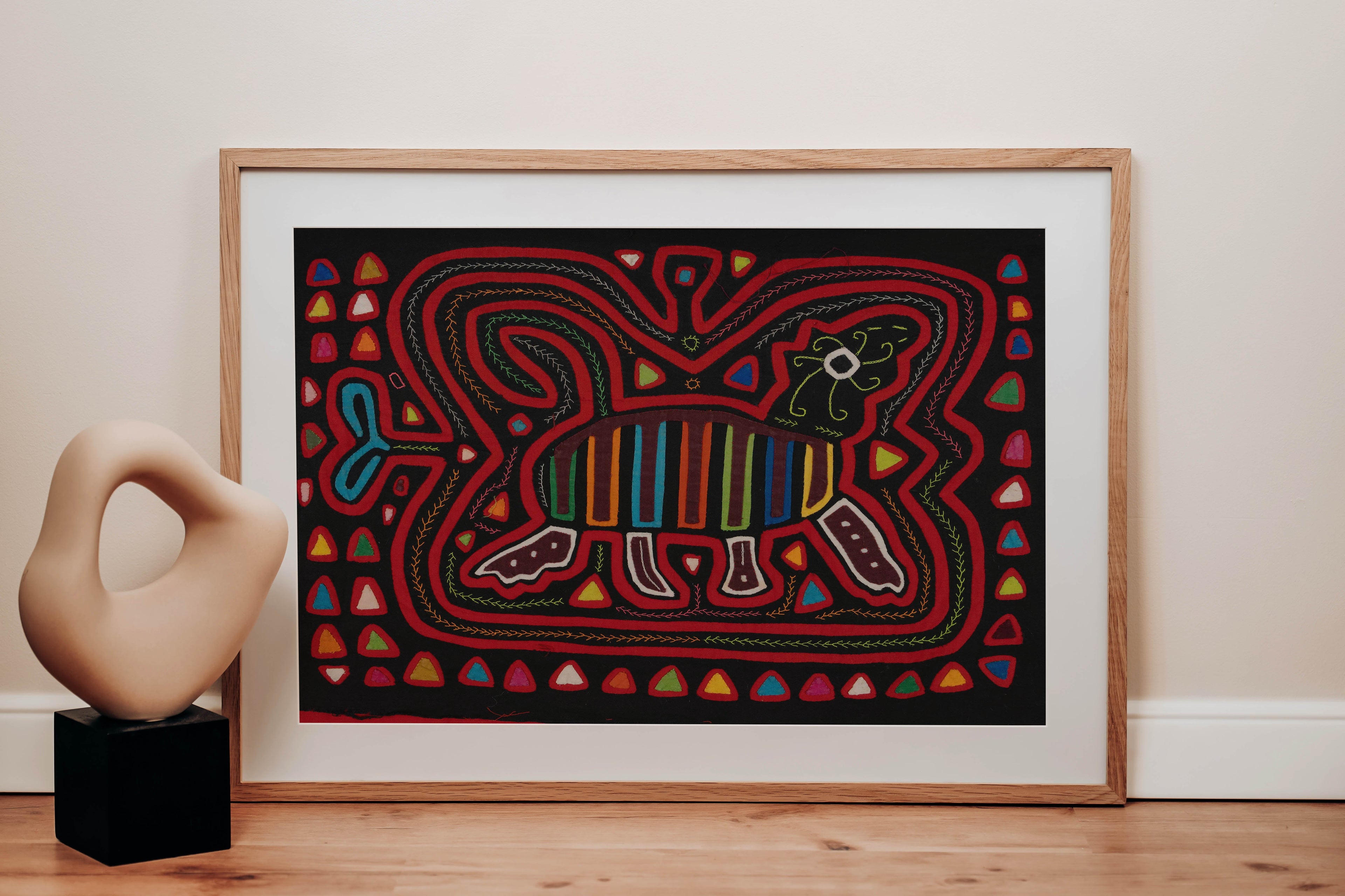Black And Red Magnificent Nose In the Air Dog Mola