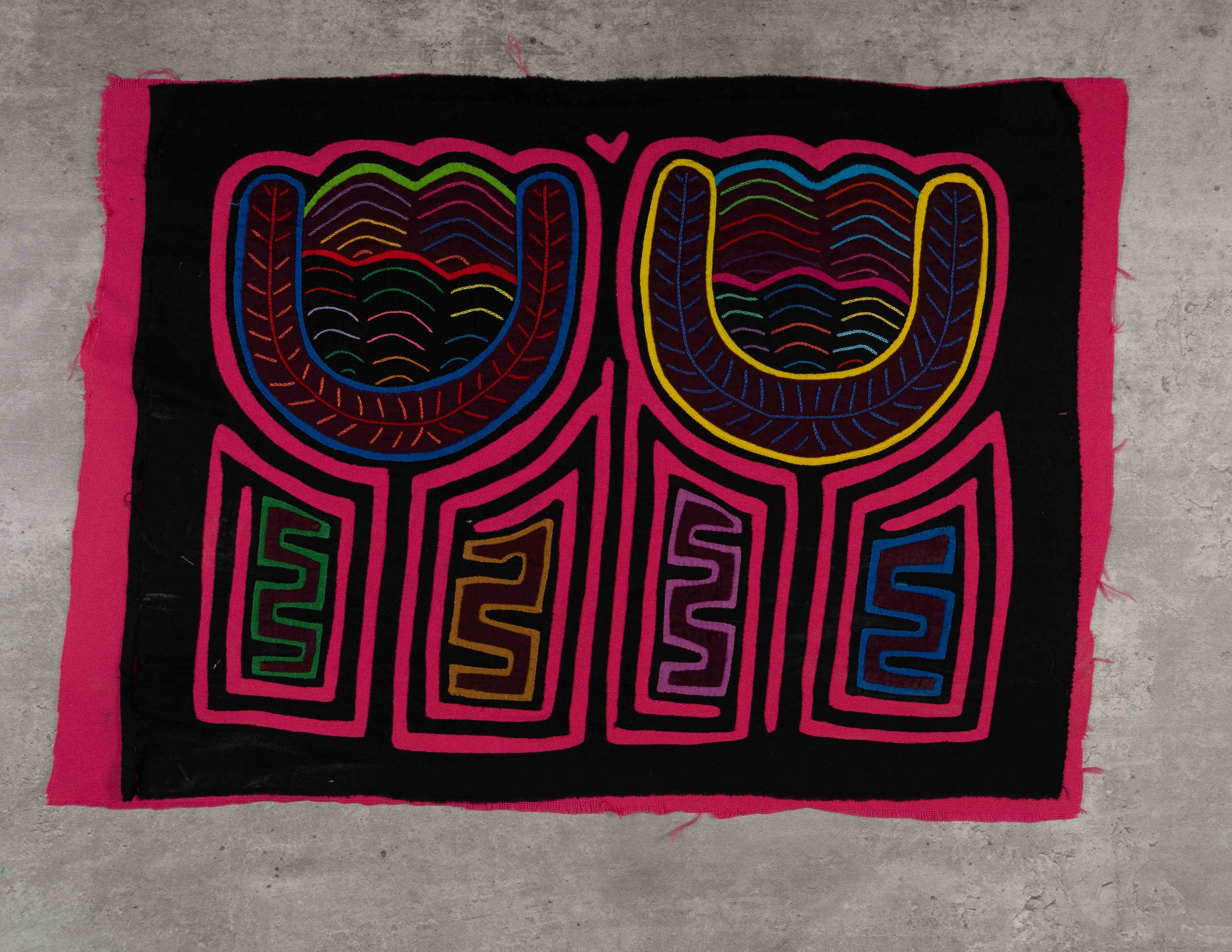 Black And Pink Tulip Flower Mola
